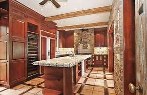 5 Bedroom Homes in Miami Beach by TMG