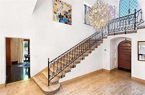 6 Bedroom Homes in Miami Beach by TMG