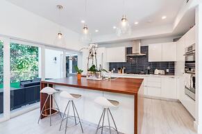 6 Bedroom Homes in Miami Beach by TMG