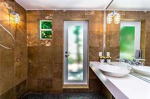 6 Bedroom Homes in Miami Beach by TMG