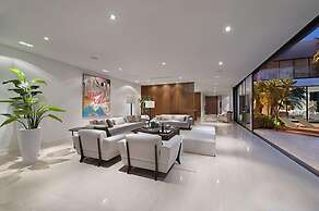 6 Bedroom Homes in Miami Beach by TMG
