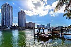 6 Bedroom Homes in Miami Beach by TMG