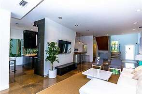 6 Bedroom Homes in Miami Beach by TMG