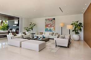 6 Bedroom Homes in Miami Beach by TMG