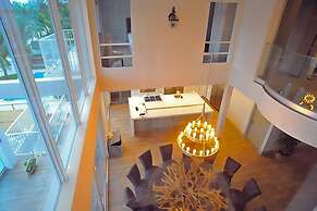 6 Bedroom Homes in Miami by TMG