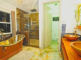 6 Bedroom Homes in Miami by TMG