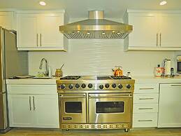 6 Bedroom Homes in Miami by TMG