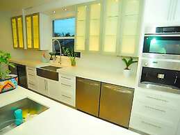 6 Bedroom Homes in Miami by TMG