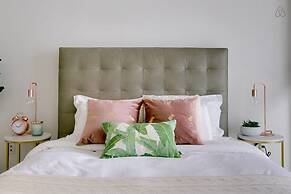 City Condo by Rogers Centre