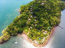 Isla Chiquita Glamping Hotel