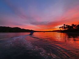 Isla Chiquita Glamping Hotel
