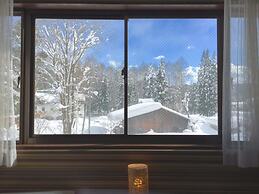 Hakuba Landmark Iwatake Lodge