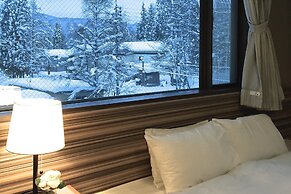 Hakuba Landmark Iwatake Lodge