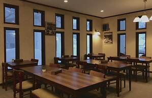 Hakuba Landmark Iwatake Lodge