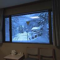 Hakuba Landmark Iwatake Lodge