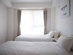 Living CUBE Tabata Station