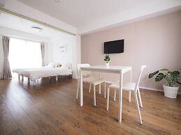 Living CUBE Tabata Station