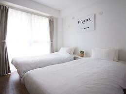 Living CUBE Tabata Station