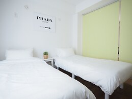 Living CUBE Tabata Station