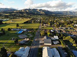Oxford Queenette Backpackers