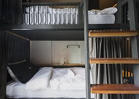 Chingcha Bangkok - Hostel