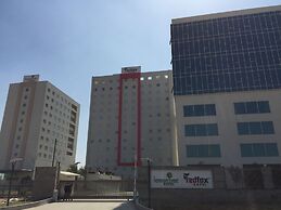 Lemon Tree Hotel, Sector 60, Gurugram
