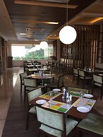 Lemon Tree Hotel, Sector 60, Gurugram