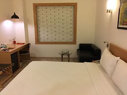 Red Fox by Lemon Tree Hotels, Sector 60, Gurugram