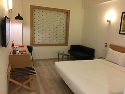 Red Fox by Lemon Tree Hotels, Sector 60, Gurugram
