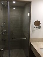 Red Fox by Lemon Tree Hotels, Sector 60, Gurugram