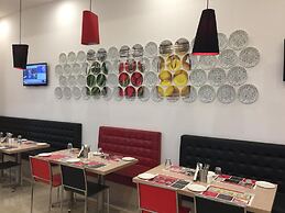 Red Fox by Lemon Tree Hotels, Sector 60, Gurugram