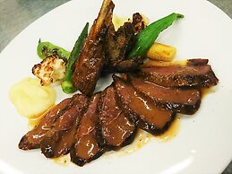 Petit Hotel Enchante