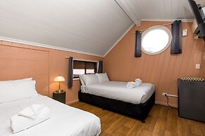 Aquarius Backpacker Resort