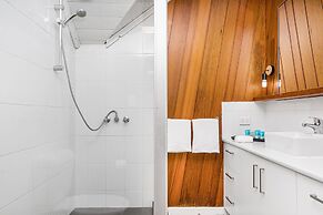 Aquarius Backpacker Resort