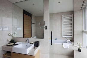 Qingdao Majesty Mansion Hotel