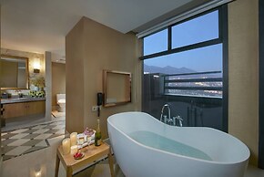 Taishan Blossom Hotel