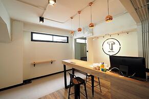 T Hostel at Victory Monument