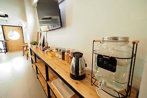 T Hostel at Victory Monument