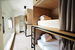 T Hostel at Victory Monument