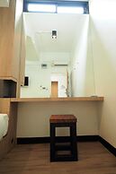 T Hostel at Victory Monument