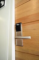 T Hostel at Victory Monument