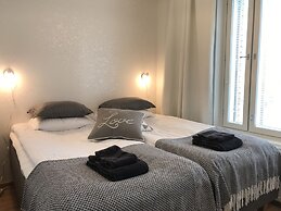 The Harbour Apartments