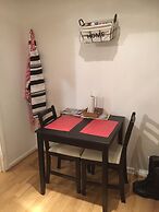 Cozy 2 Bedrooms Apartment