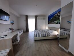 Est Hotel