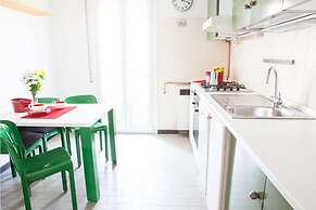 Alessia's Flat - Bright and Spacious