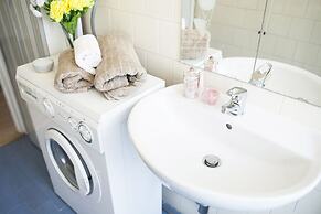 Alessia's Flat - Bright and Spacious