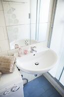 Alessia's Flat - Bright and Spacious