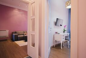 D&A Center Apartments