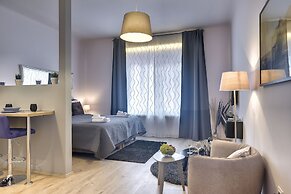 D&A Center Apartments