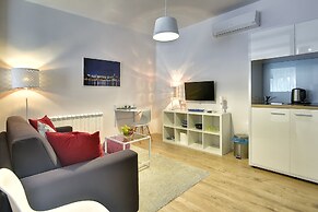 D&A Center Apartments